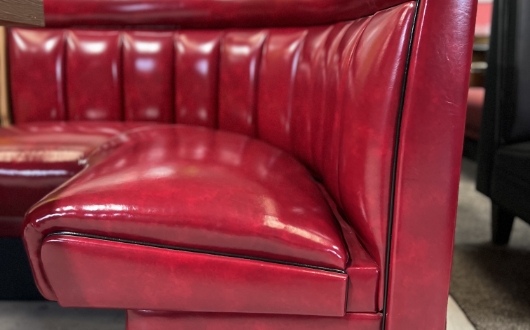 dunhill-dining-booth-side-view-crumb-strip Featured