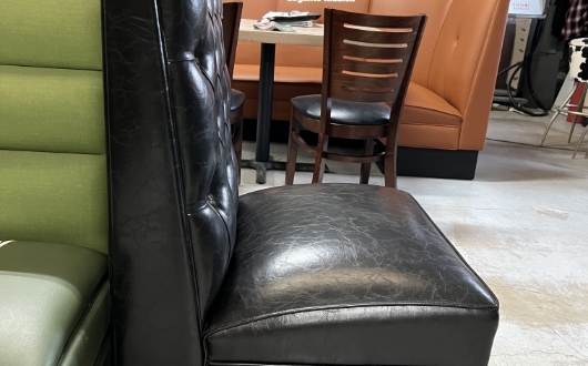 legante-side-view-dining-booth Featured